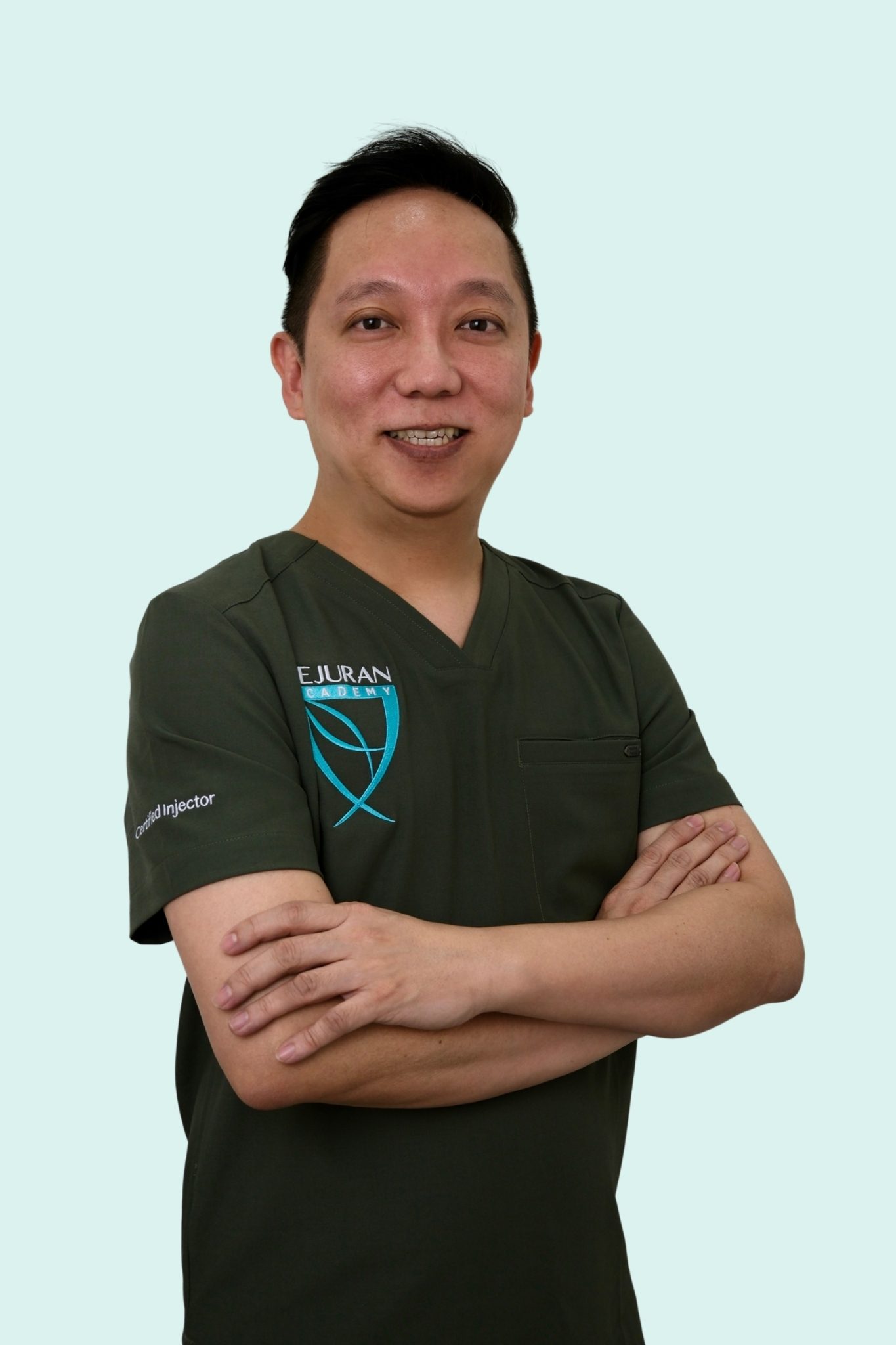 doctor-portrait-scrubs